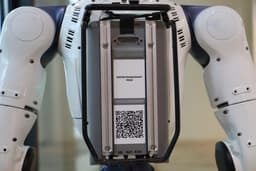 Detal robota humanoidalnego Unitree R1 Edu